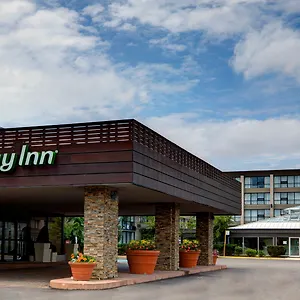 Airport East By Ihg Canada